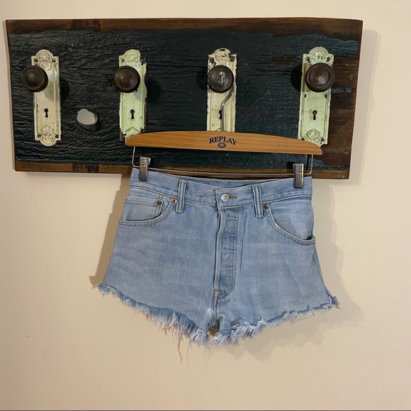 Levi’s Button-fly Jean Shorts Size 25 - Picture 7 of 15